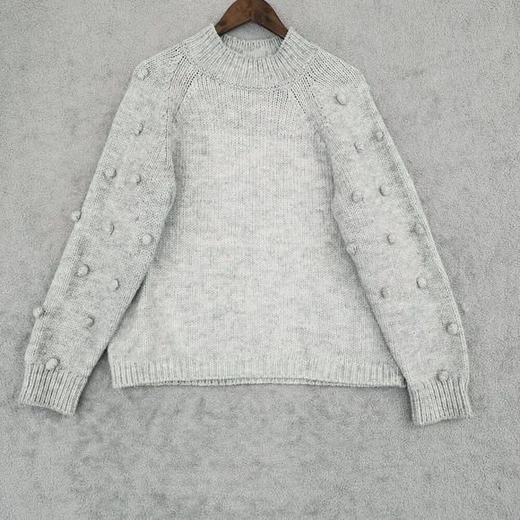 CeCe Womens Light Gray Knit Sweater With Pom Pom Detail Size M 23CT - Picture 1 of 7